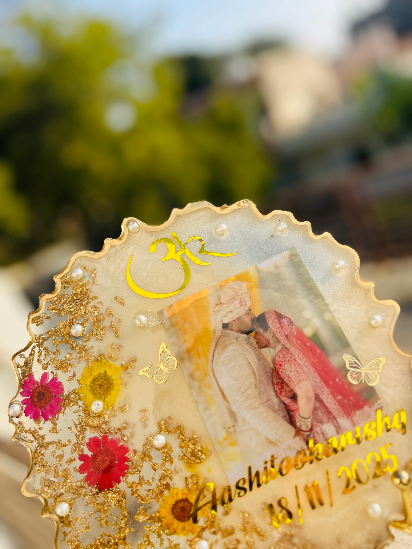 Resin photo frame