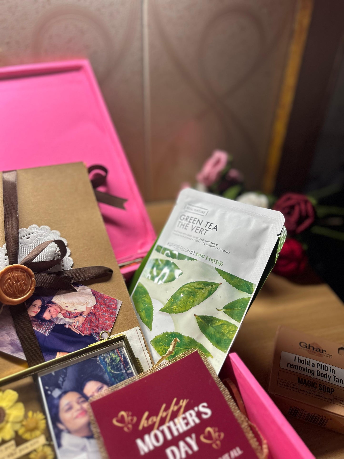 For "The Heart of Home" Gift Box