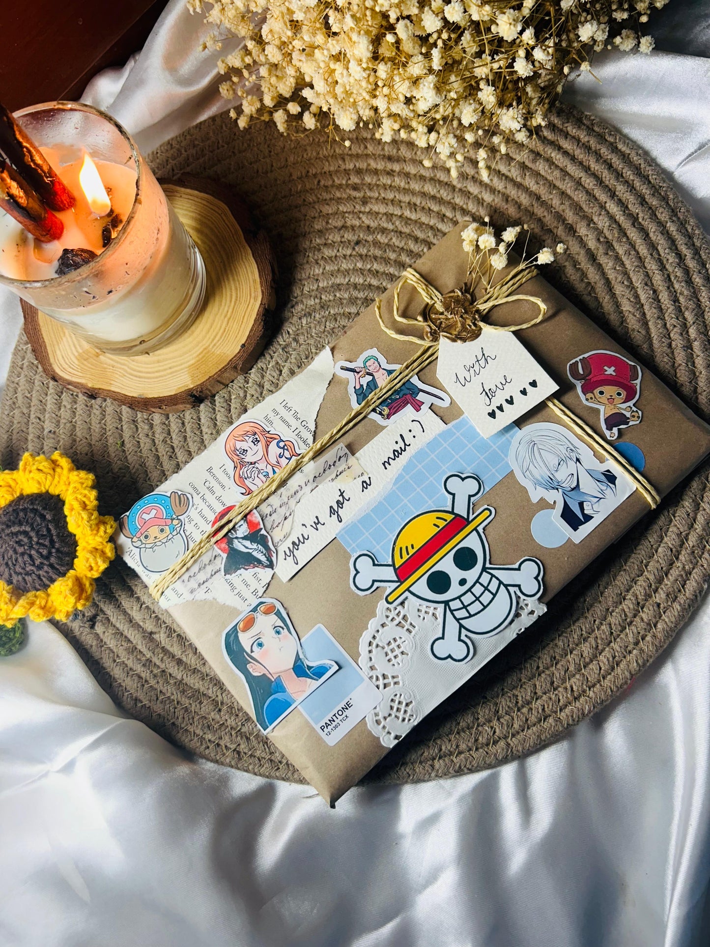 "Happy - Mail" ( Customized One-Piece Themed Letter Packaging)