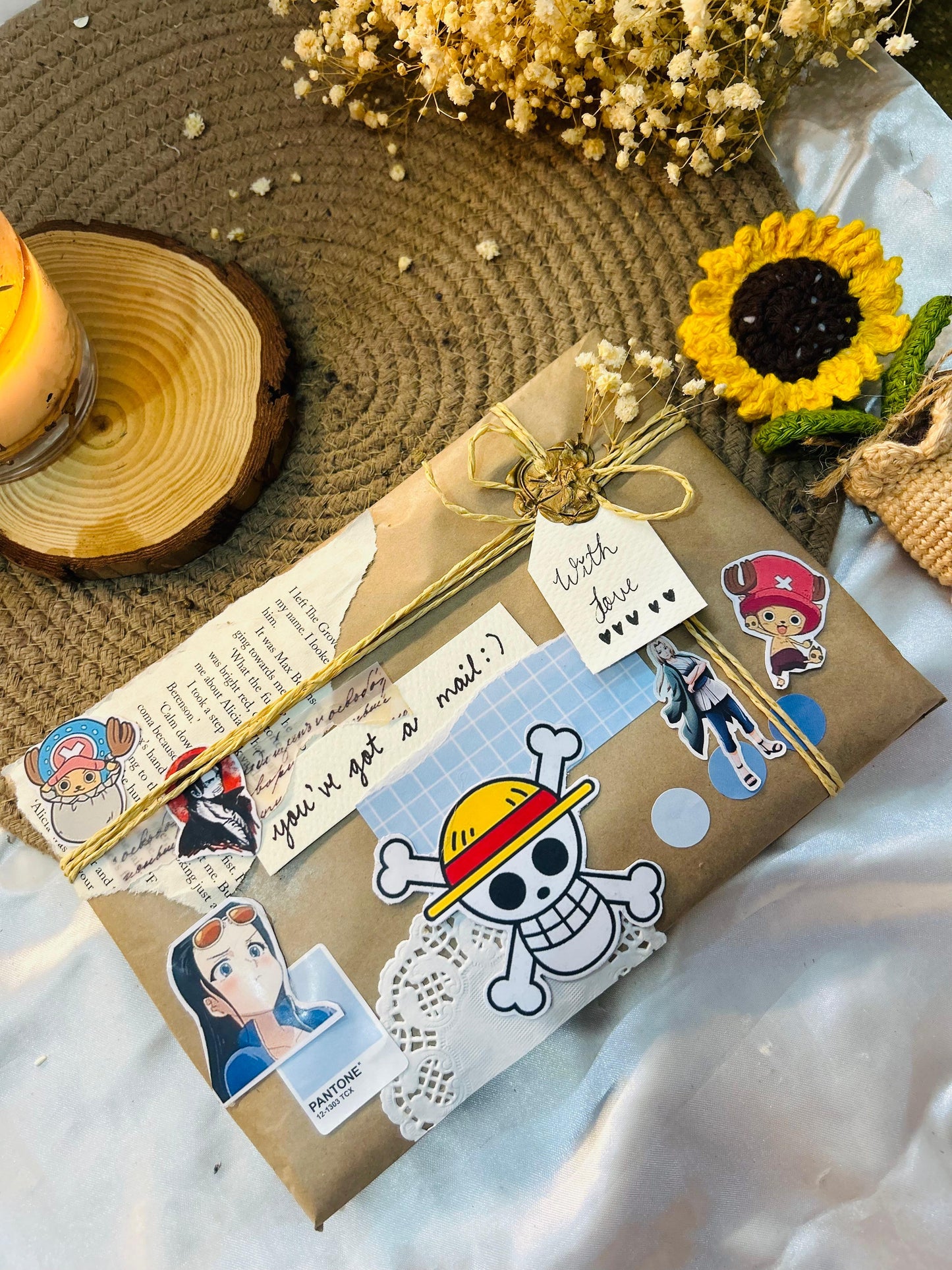 "Happy - Mail" ( Customized One-Piece Themed Letter Packaging)